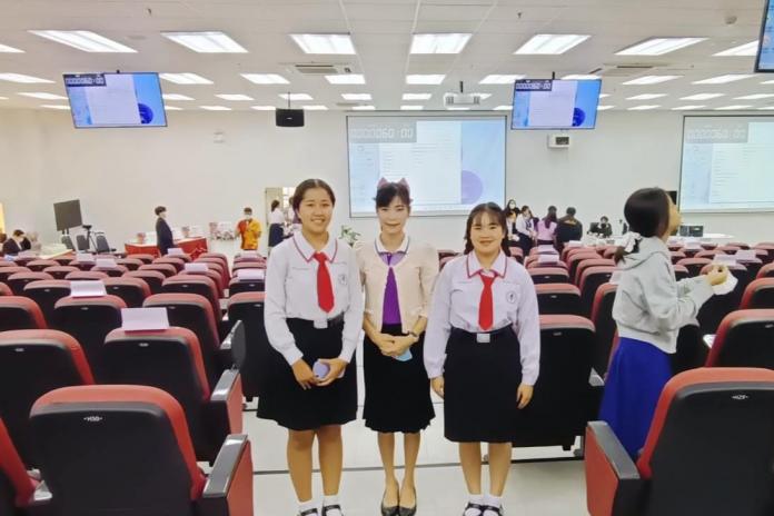 กลุ่มสาระสังคมศึกษา ศาสนา และวัฒนธรรม โรงเรียนมัธยมวิทยา ได้ส่งนักเรียนเข้าร่วมแข่งขันตอบปัญหากฎหมายรัฐธรรมนูญ ณ. มหาวิทยาลัยธรรมศาสตร์ ลำปาง