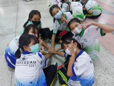 โครงการสานฝันปันสู่น้อง