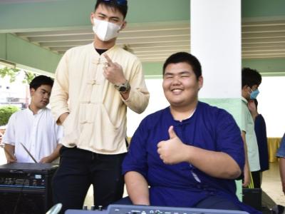 ภาพกิจกรรม วันลอยกระทง ประจำปี 2565