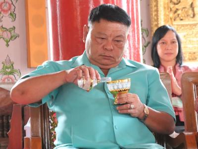 ทำบุญเนื่องในวันสถาปนามูลนิธิเพื่อการศึกษาประชาวิทย์ - มัธยมวิทยา