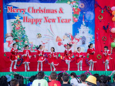 merry christmas and happy new year 2020